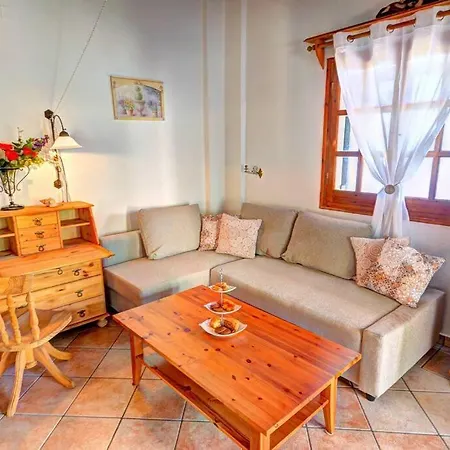 Rolling Stolis Holiday home Katavolos